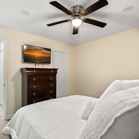 Cozy 2 Bedroom Duplex In Charlotte, Jacuzzi, Sleeps 6 Plus 2 Exteriér fotografie